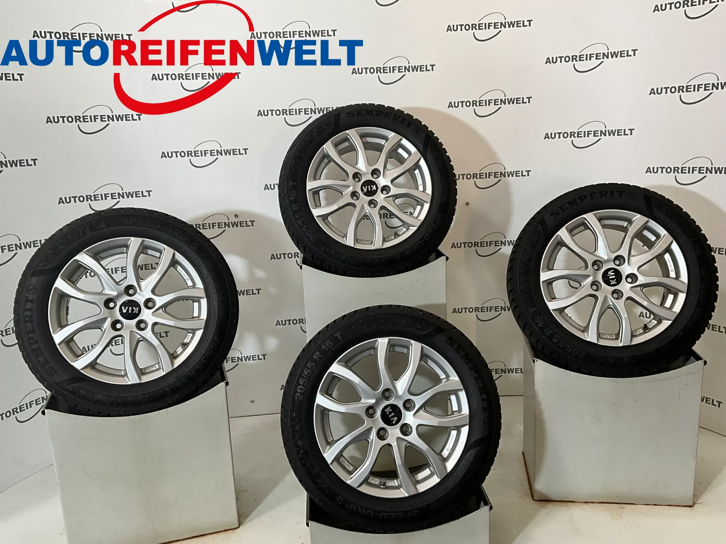 Winter Kompletträder 205/55R16 z.B. passend für Kia Ceed - Bild 1