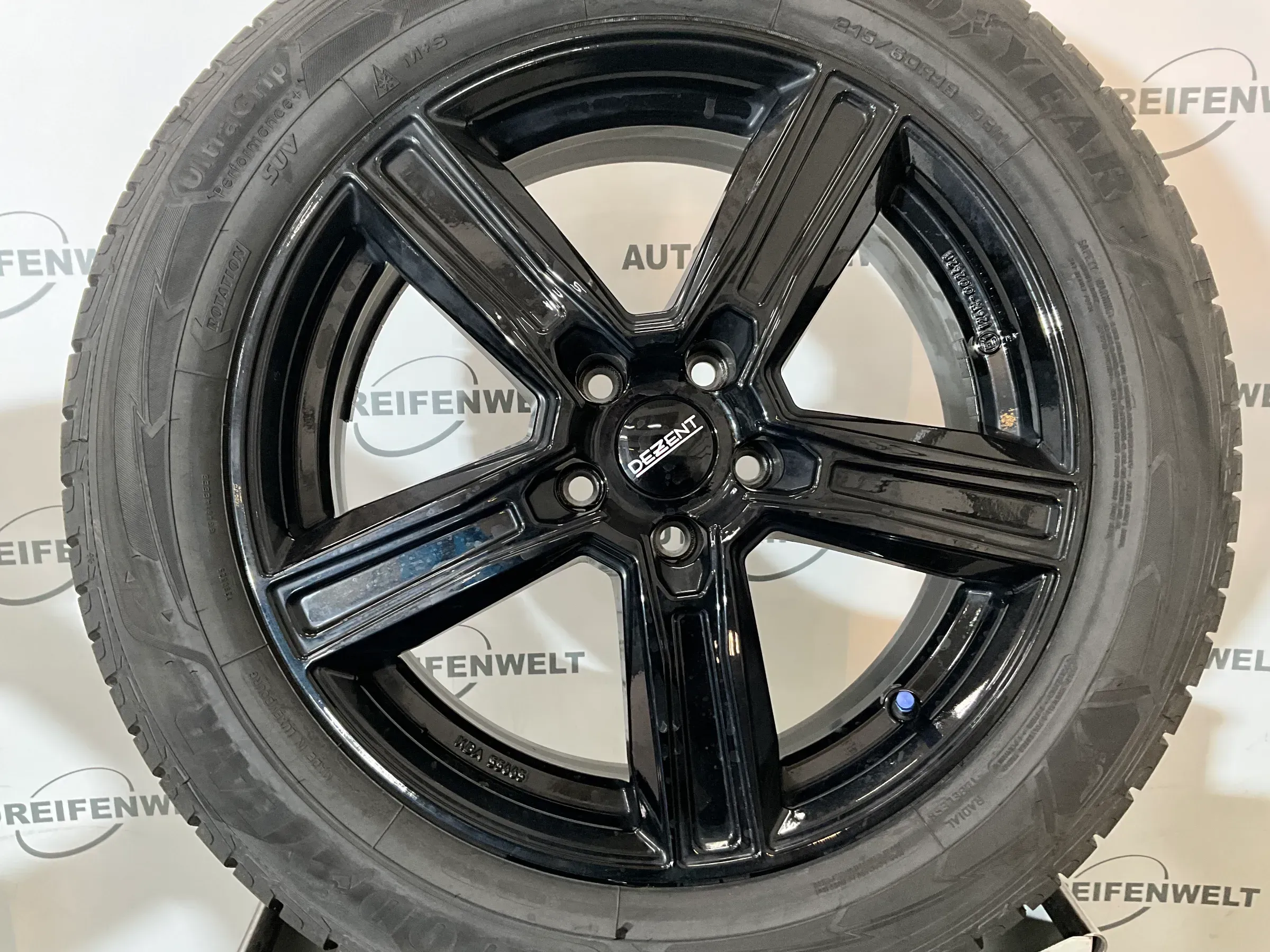 Winter Kompletträder 215/60R18 z.B. passend für MG HS - Bild 1