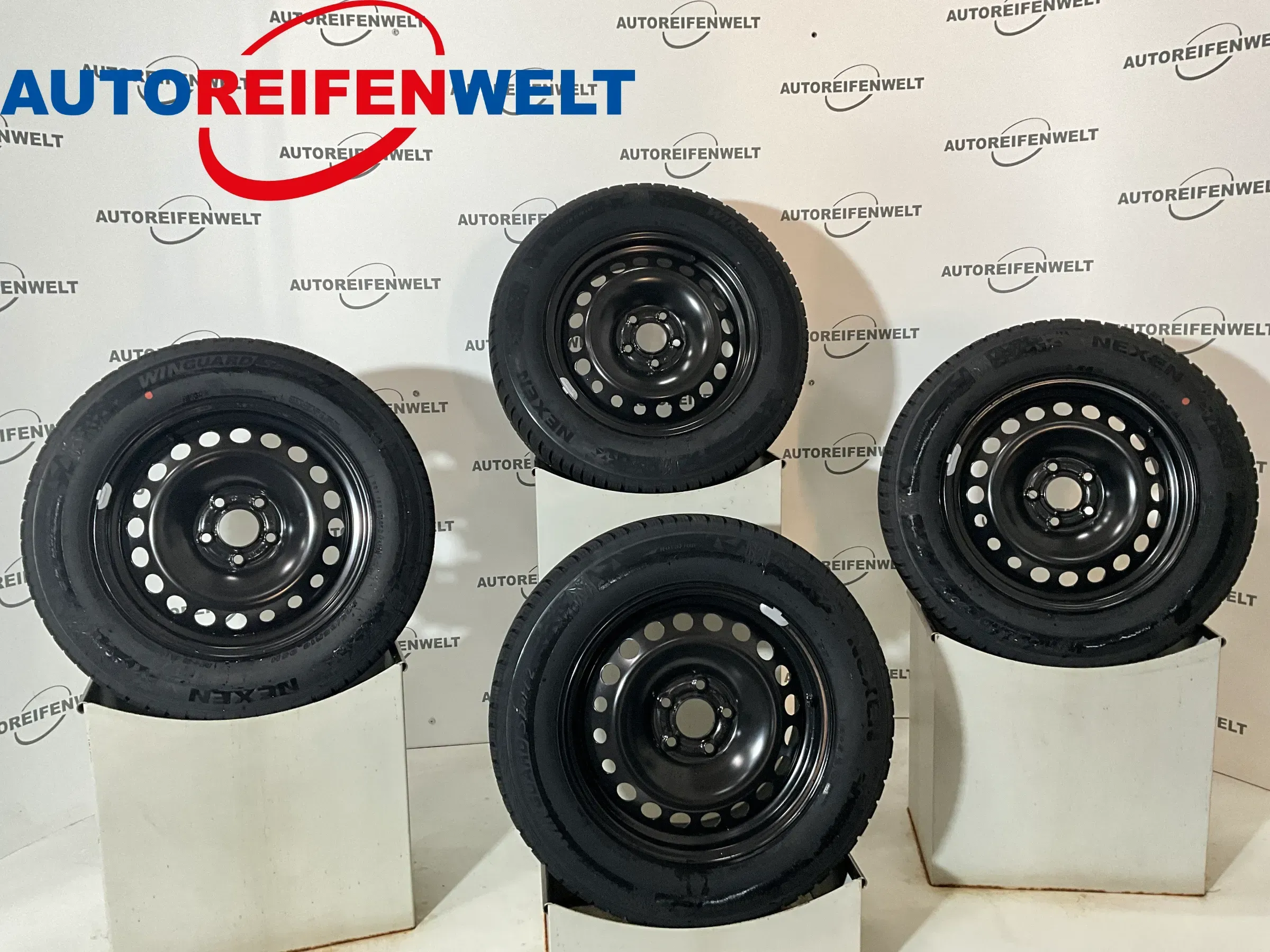 Winter Kompletträder 205/65R16 z.B. passend für Ford Puma - Bild 1