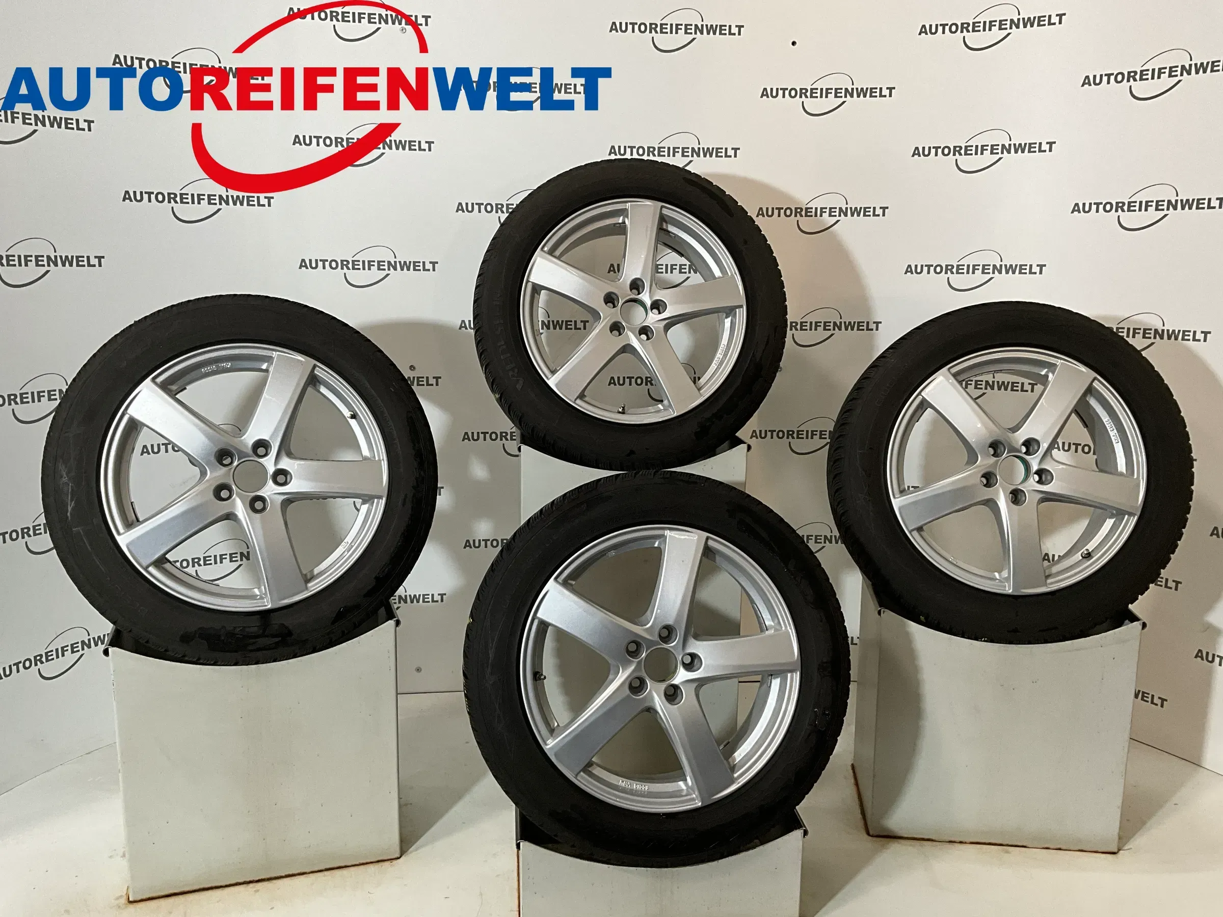 Winter Kompletträder 225/55R18 z.B. passend für Opel Grandland - Bild 1