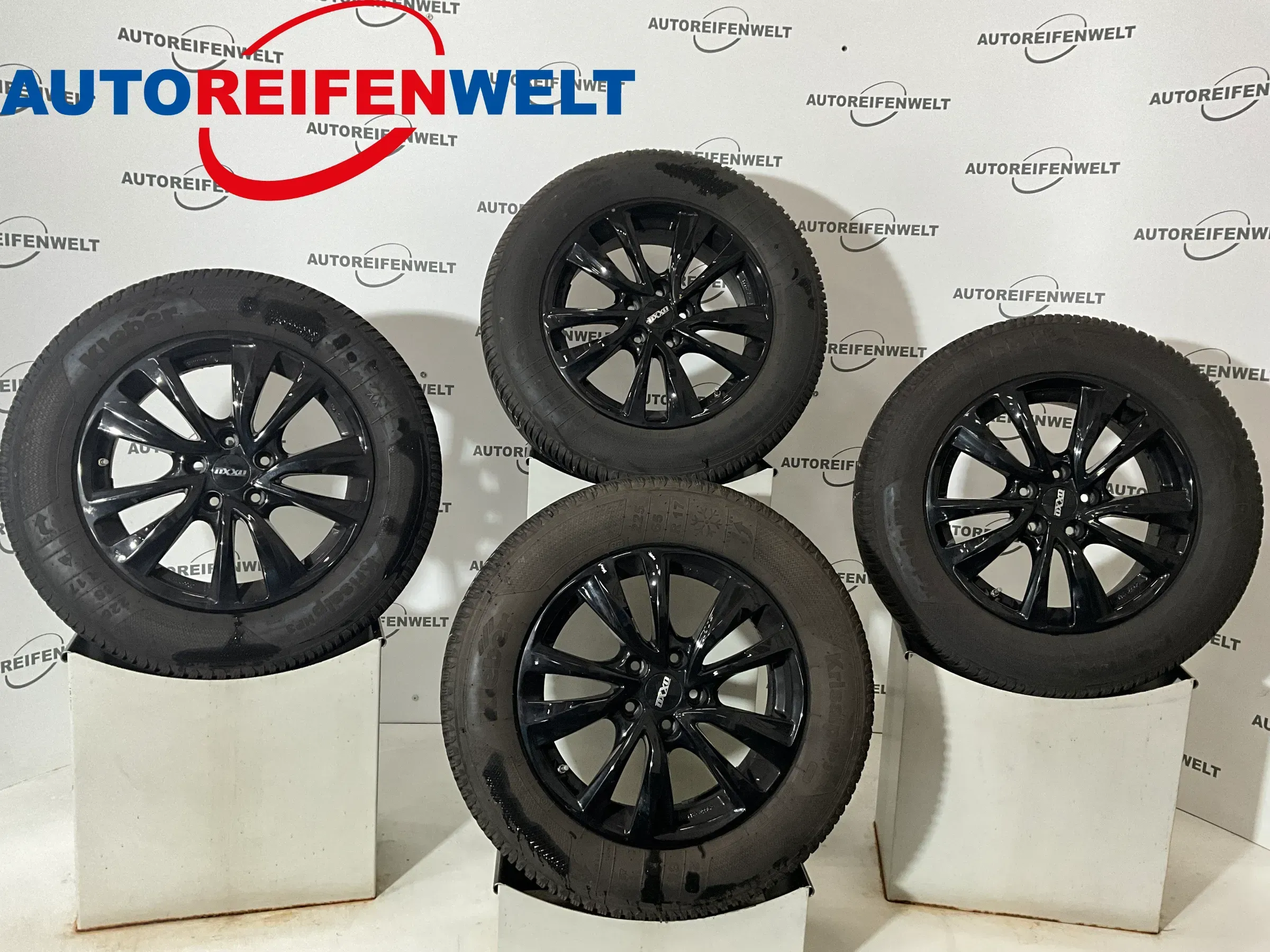 Winter Kompletträder 225/65R17 z.B. passend für Nissan X-Trail T32 - Bild 1