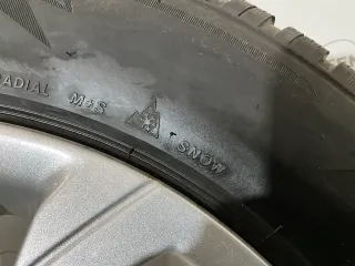 Winter Kompletträder 235/60R18 z.B. passend für Range Rover Evoque - Bild 2