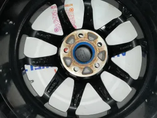 Winter Kompletträder 215/60R17 z.B. passend für Audi Q3 - Bild 7