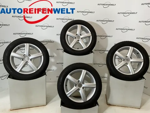 Background image for Winter Kompletträder 205/55R16 z.B. passend für VW Golf