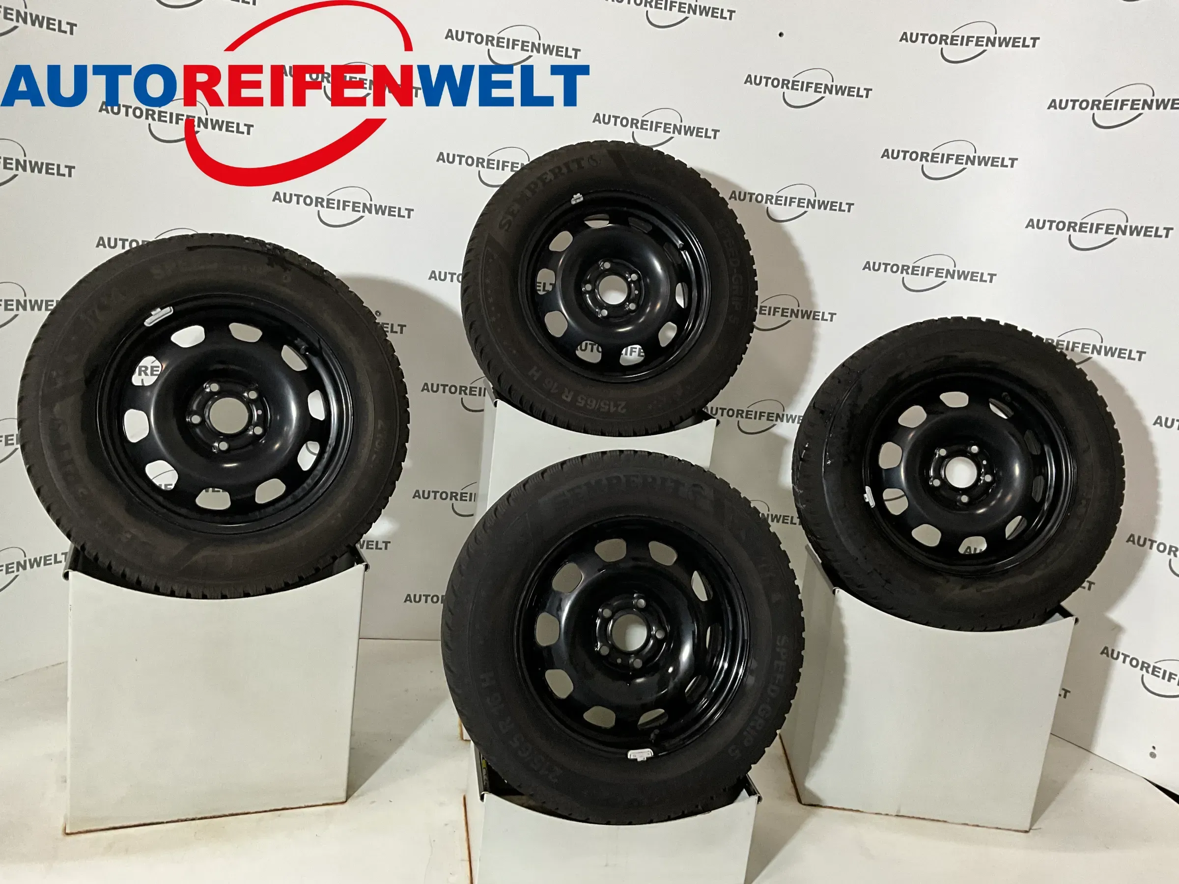 Winter Kompletträder 215/65R16 z.B. passend für Suzuki Vitara - Bild 1