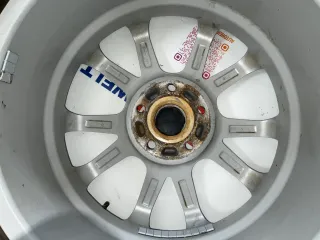 Winter Kompletträder 215/55R17 z.B. passend für VW Passat - Bild 9