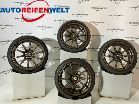Background image for Ganzjahres Kompletträder 225/40R18 z.B. passend für Hyundai i30