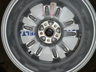 Winter Kompletträder 205/60R16 z.B. passend für Seat Arona - Bild 7