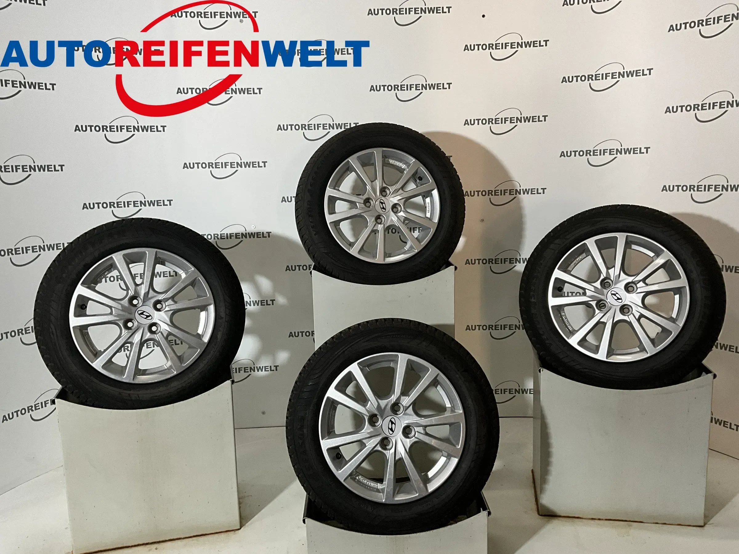 Ganzjahres Kompletträder 185/65R15 z.B. passend für Hyundai i20 - Bild 1
